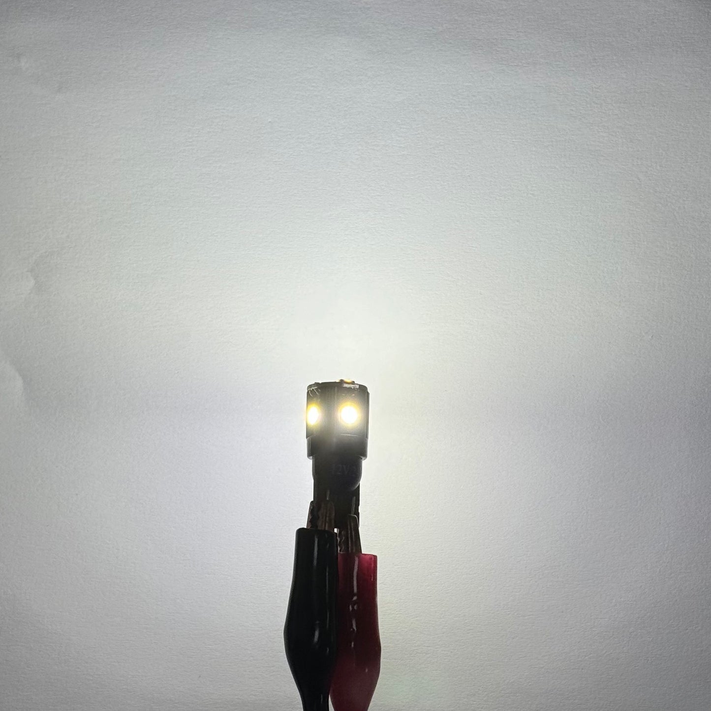 X-7SEVEN Hyper Bright X-T10F Series T10 10W 500LM 194 168 LED Bulb Replacement for Dashboard/Cluster Lights